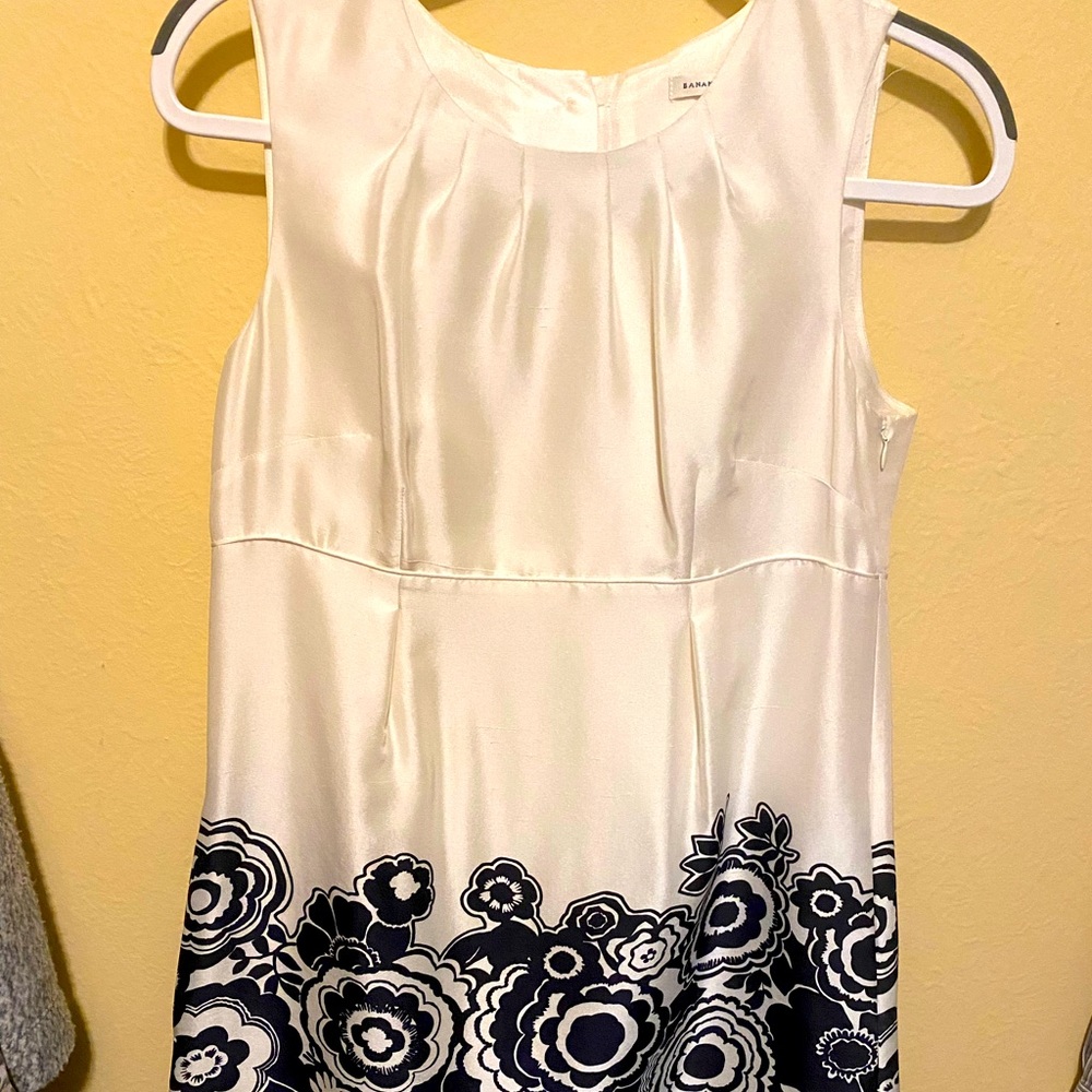 Banana Republic silk white and black dress for all occasions